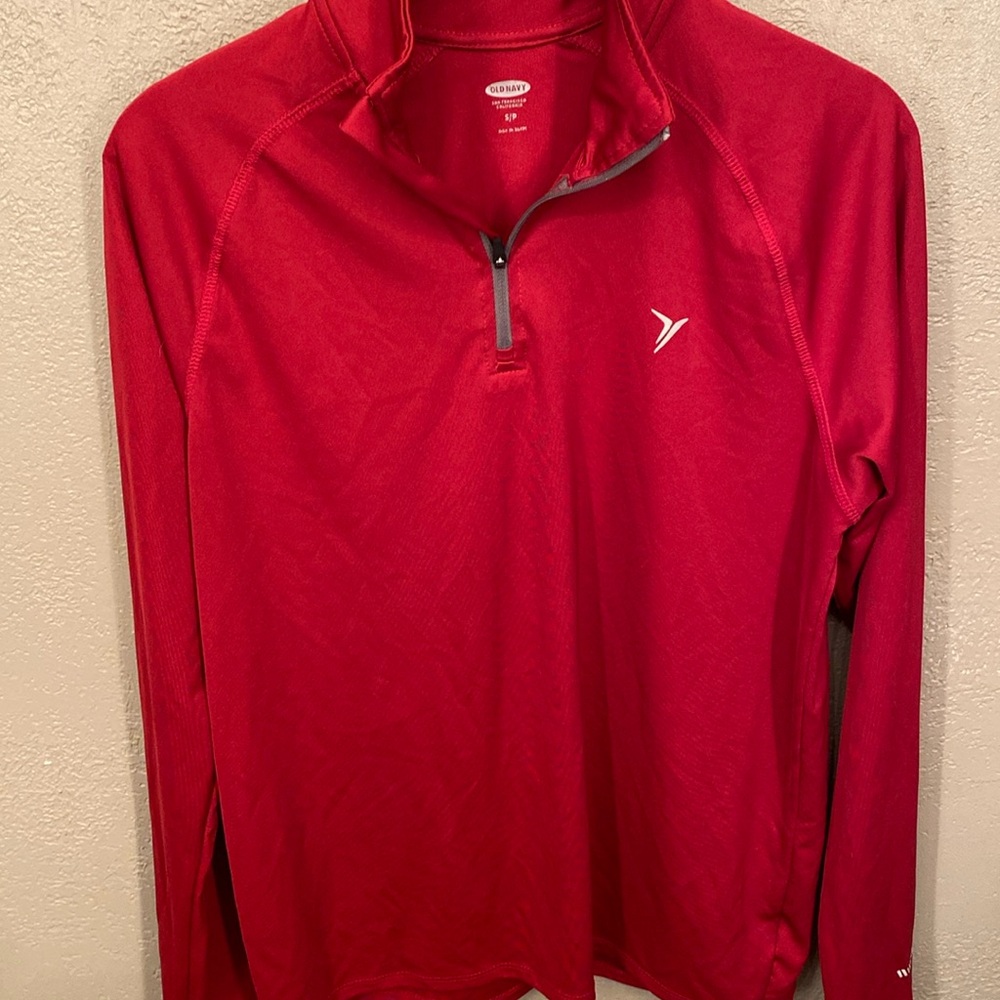 Old Navy dri fit red long sleeve shirt